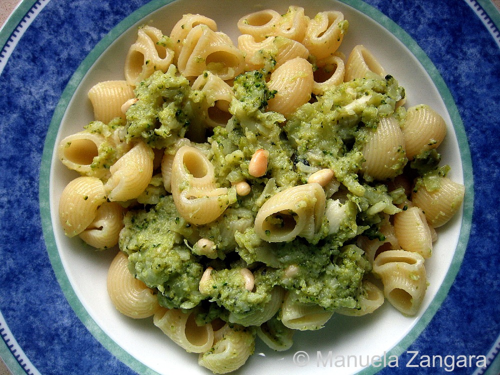 Pasta with creamy broccoli and pine nut sauce