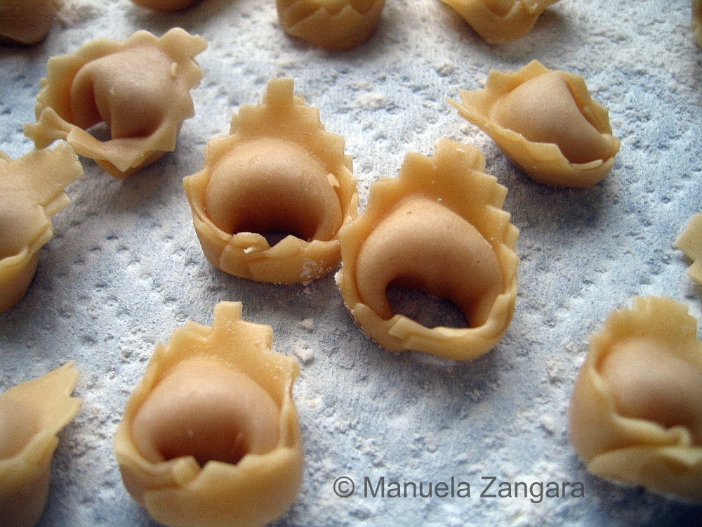 Tortellini di Bologna