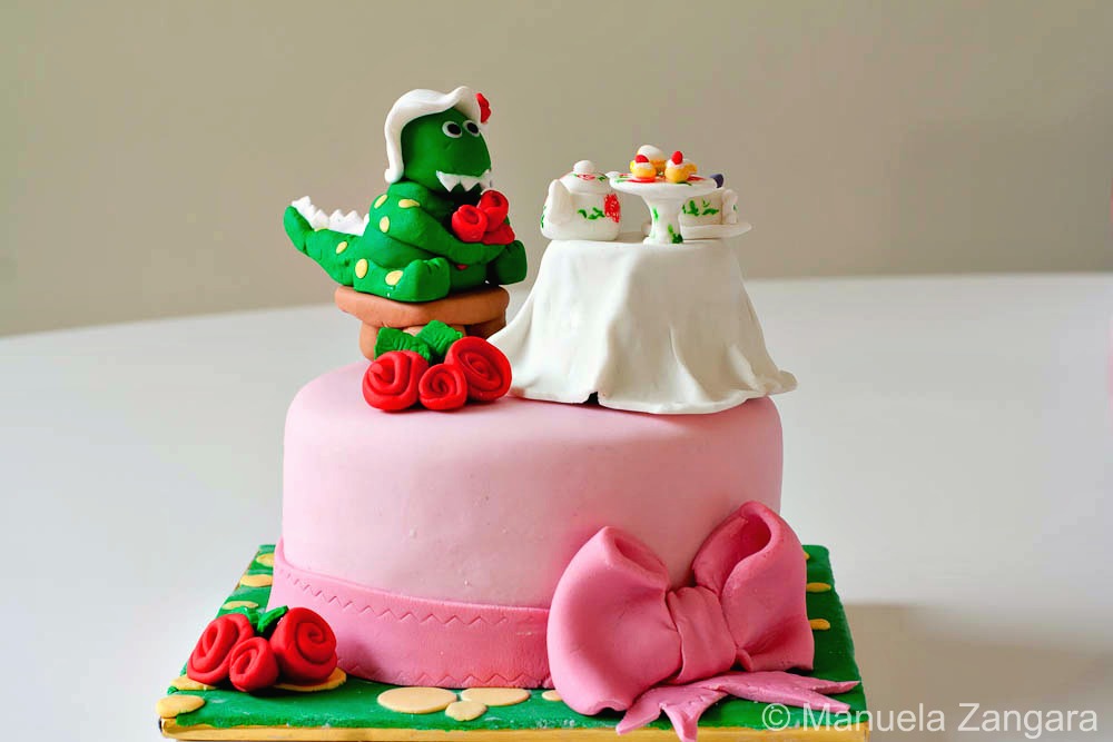 Dorothy the Dinosaur Cake