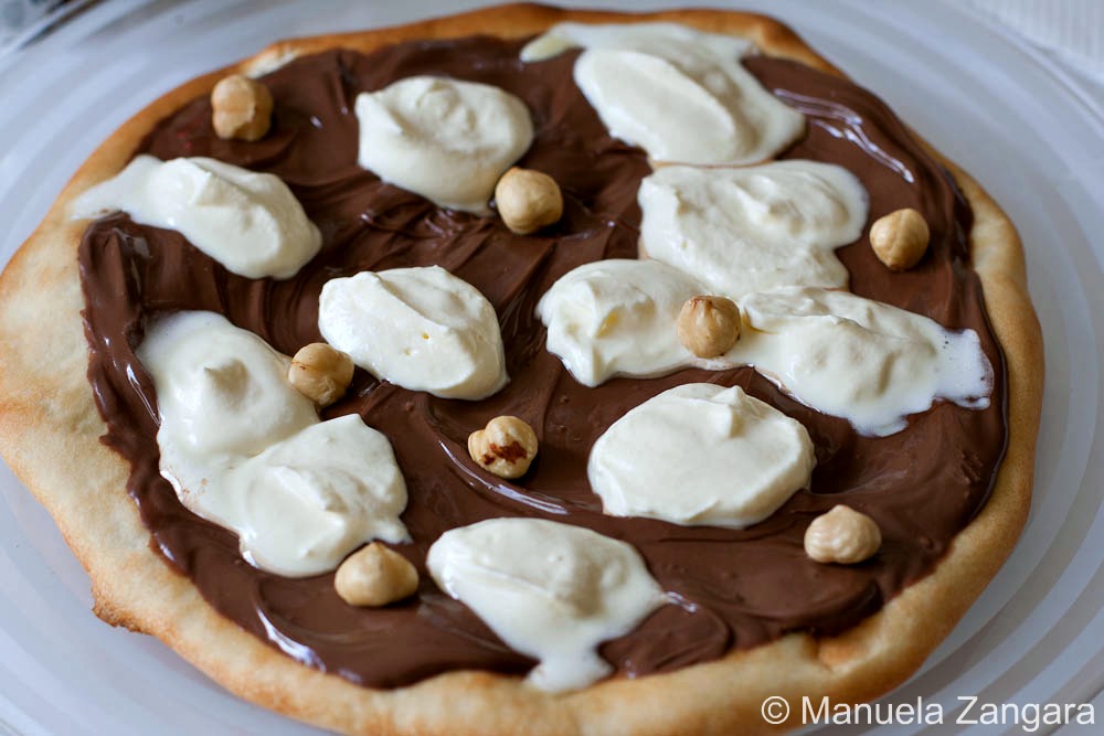 Nutella pizza