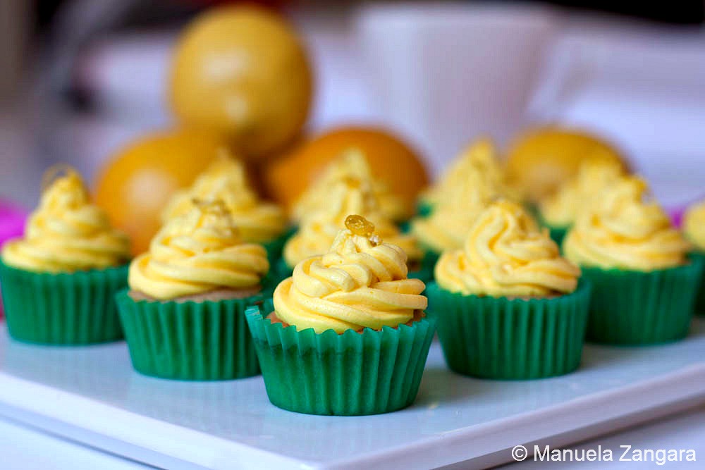 Vanilla and Lemon Mini Cupcakes