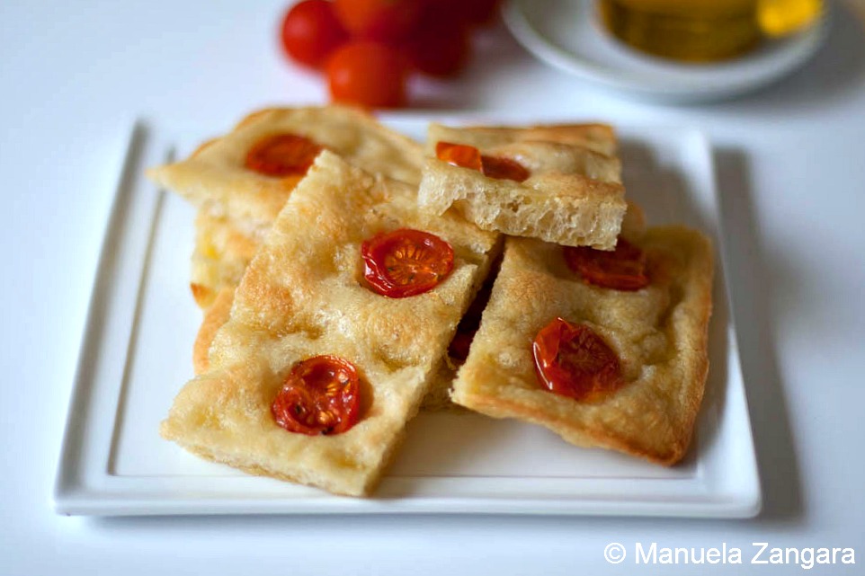 Focaccia al pomodoro - Cherry tomato Focaccia