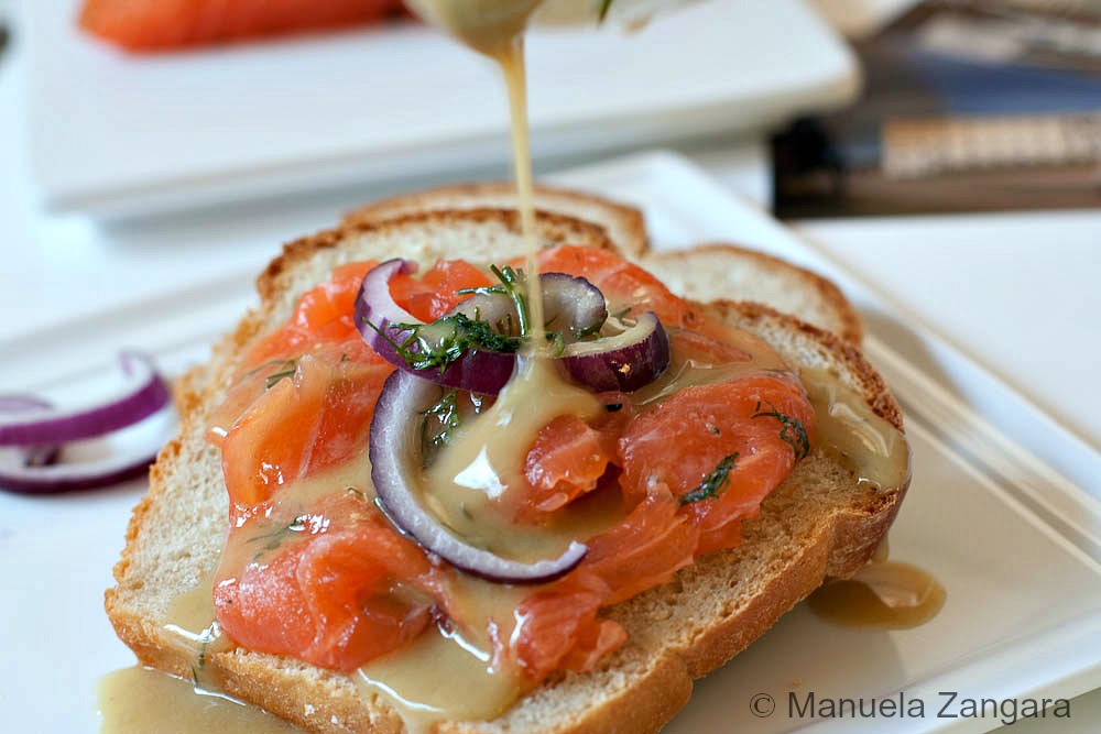 Gravlax With Sweet Dill Mustard Sauce