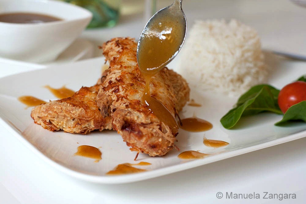 Coconut chicken tenders with apricot sauce