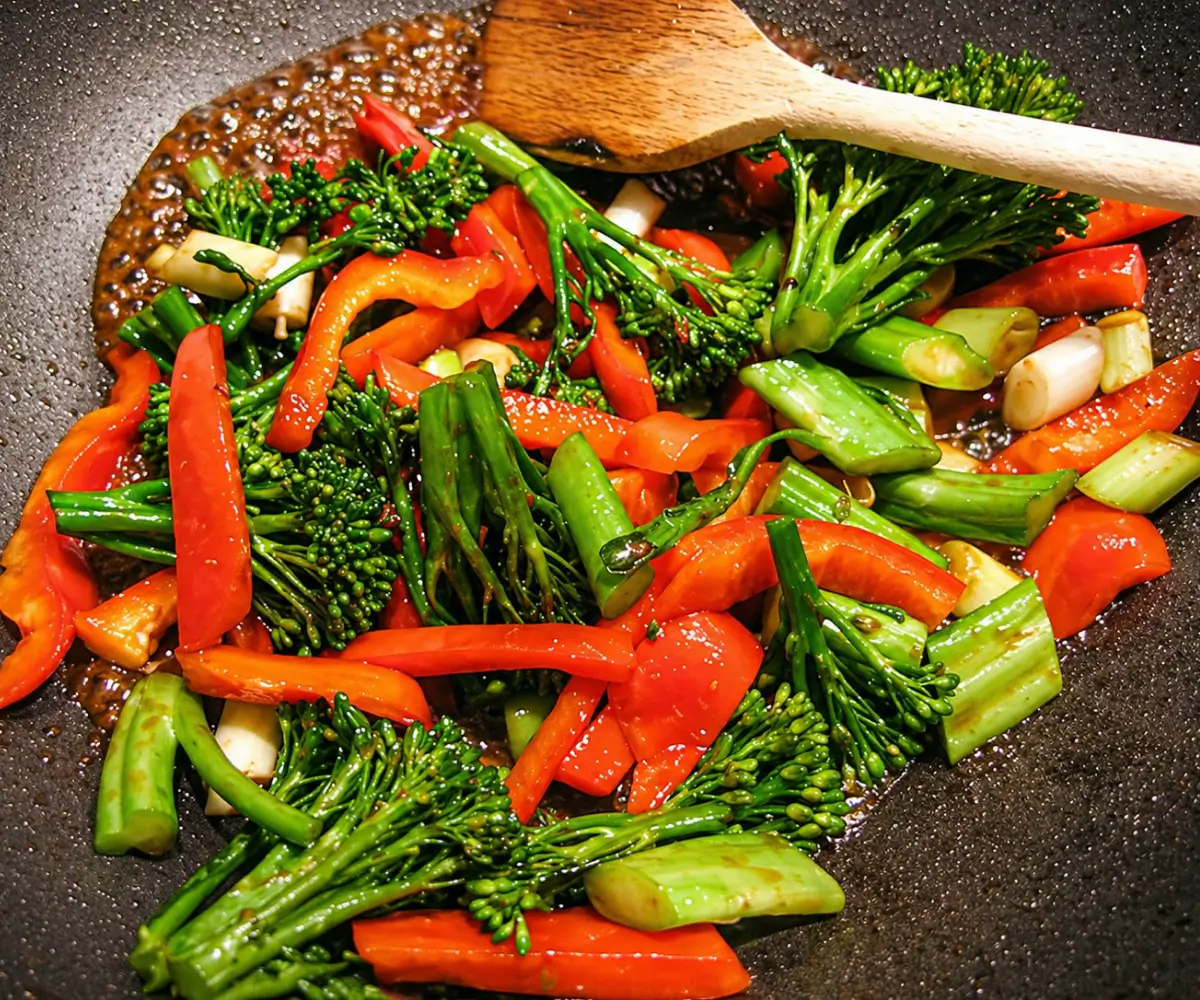 Broccolini, capsicum, and green onions stir-fried in a sweet soy sauce.