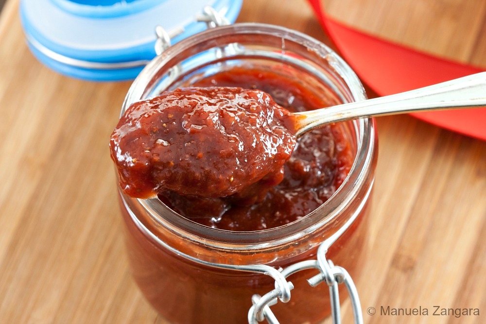 Roasted Strawberry Barbecue Sauce