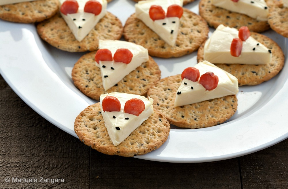 Cheese Mouse on a Cracker