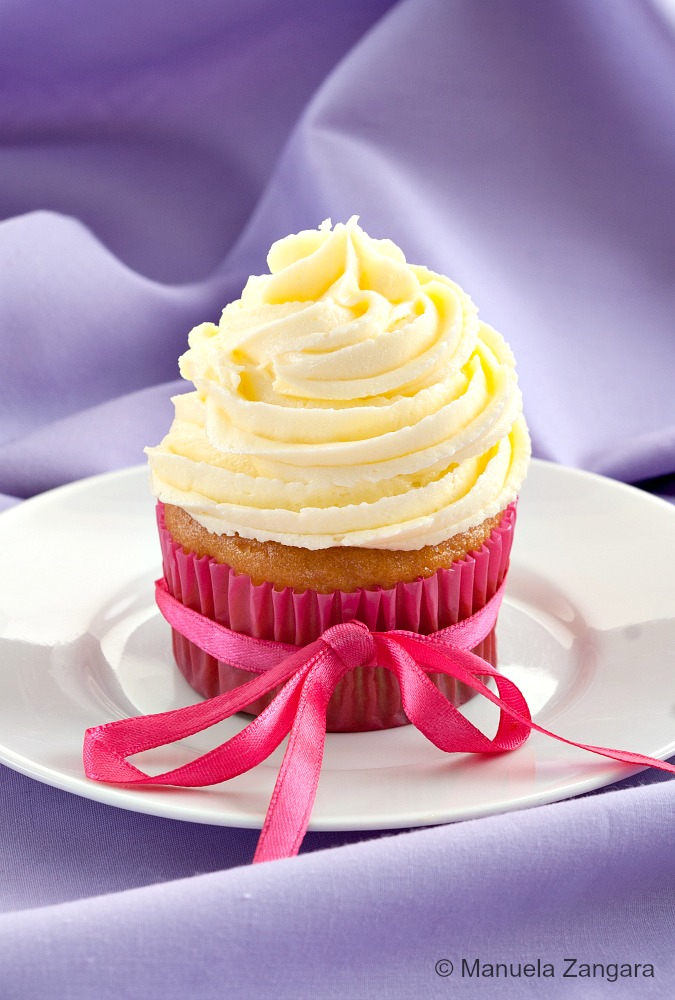 Vanilla Cupcakes with Jasmine Buttercream