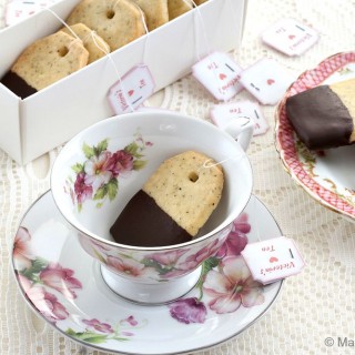 Earl Grey and Chocolate Shortbread Teabag Cookies