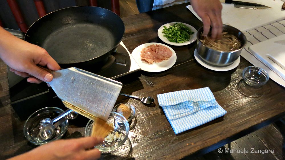How to make Dashimaki Tamago - Haru Cooking Class, Kyoto