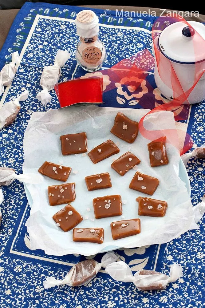Soft vanilla caramels sprinkled with pink salt and wrapped in paper.
