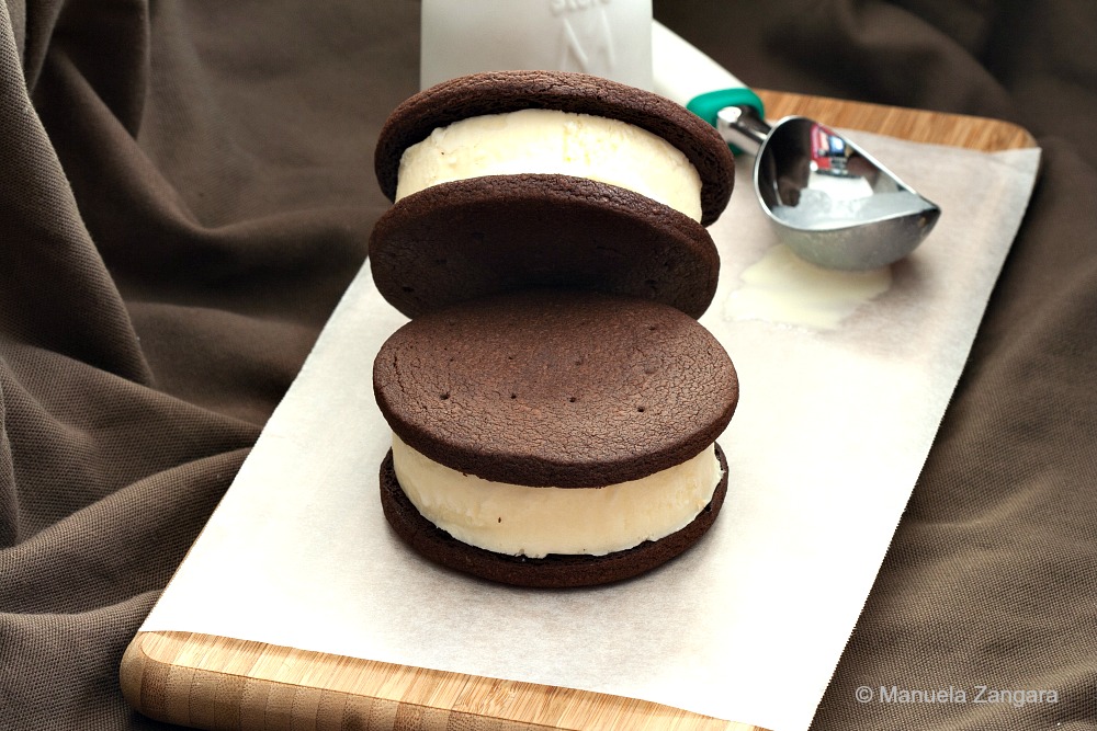 Chocolate and Vanilla Ice Cream Cookie Sandwiches