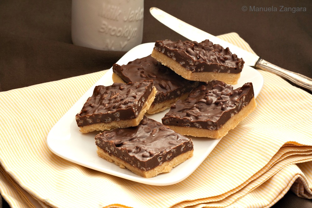 No Bake Chocolate Peanut Butter Bars