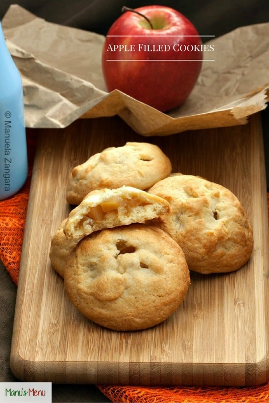 Apple filled Cookies