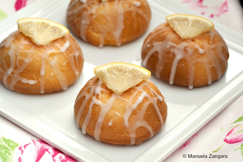 Lemon and Oil Cakes