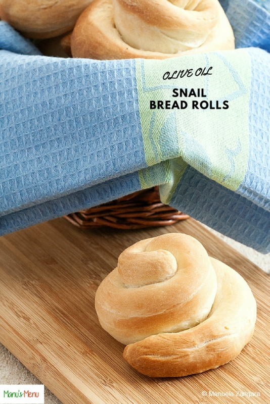 Olive Oil Snail Bread Rolls