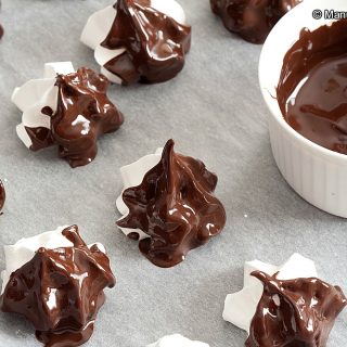 Chocolate Meringues