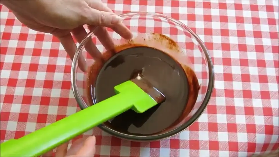 Melted butter and chocolate mixture ready to cool.