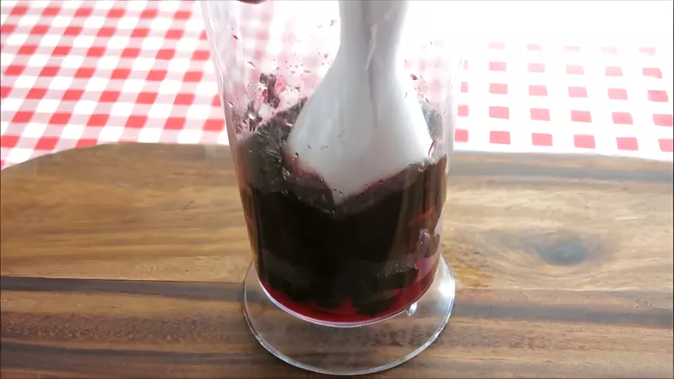Mulberries being blended into a smooth puree for Sicilian Mulberry Granita.